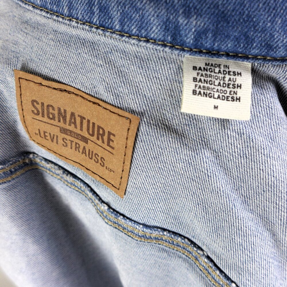 NWT Levi Signature Gold Denim Jacket Light wash MEDIUM - Picture 4 of 5